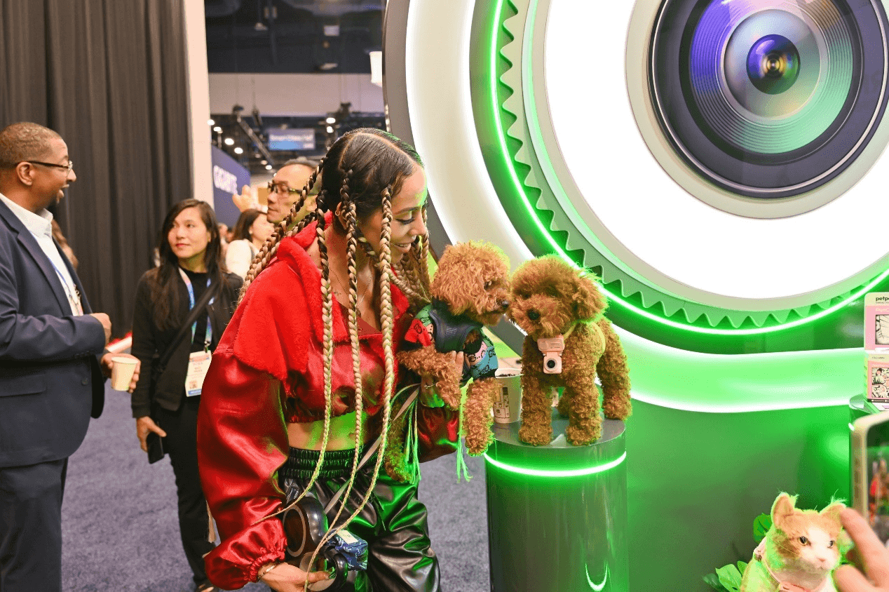 uCloudlink Bridges the "Pet People Divide" at CES 2026, Debuts PetPogo Ecosystem